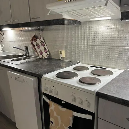 Hilla * Ροβανιέμι